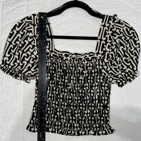 Monteau Linen Blend Smocked Puff Sleeve Crop Top Black Cream Size Small - Picture 9 of 11